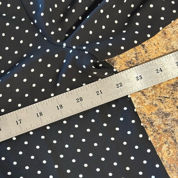 Vince Camuto Polka Dot V-Neck Women’s Blouse Rich Black Size Large Long Sleeves - Picture 7 of 12
